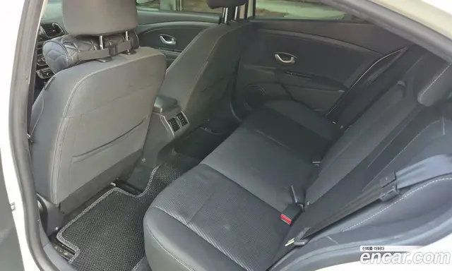 Renault (Samsung) SM3 2016 1.6 автомат (вариатор), миниатюра 9 Renault (Samsung) SM3 2016 1.6 автомат (вариатор), миниатюра 9
