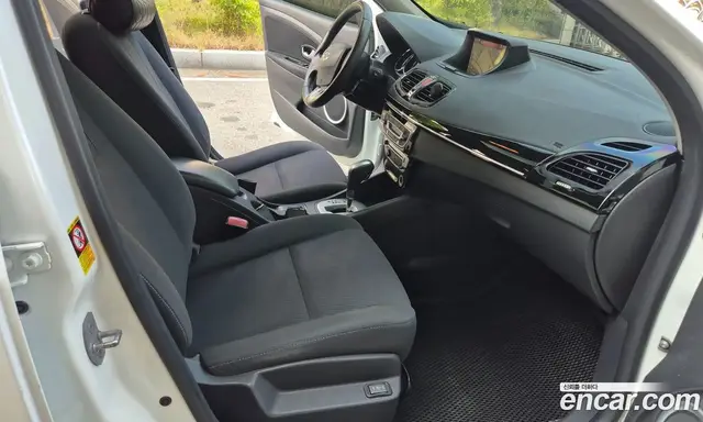 Renault (Samsung) SM3 2016 1.6 автомат (вариатор), миниатюра 10 Renault (Samsung) SM3 2016 1.6 автомат (вариатор), миниатюра 10