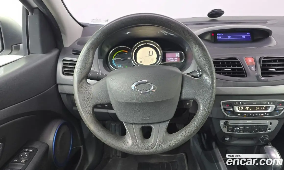Renault (Samsung) SM3 2019 0.1 автомат (гидро), фото 12