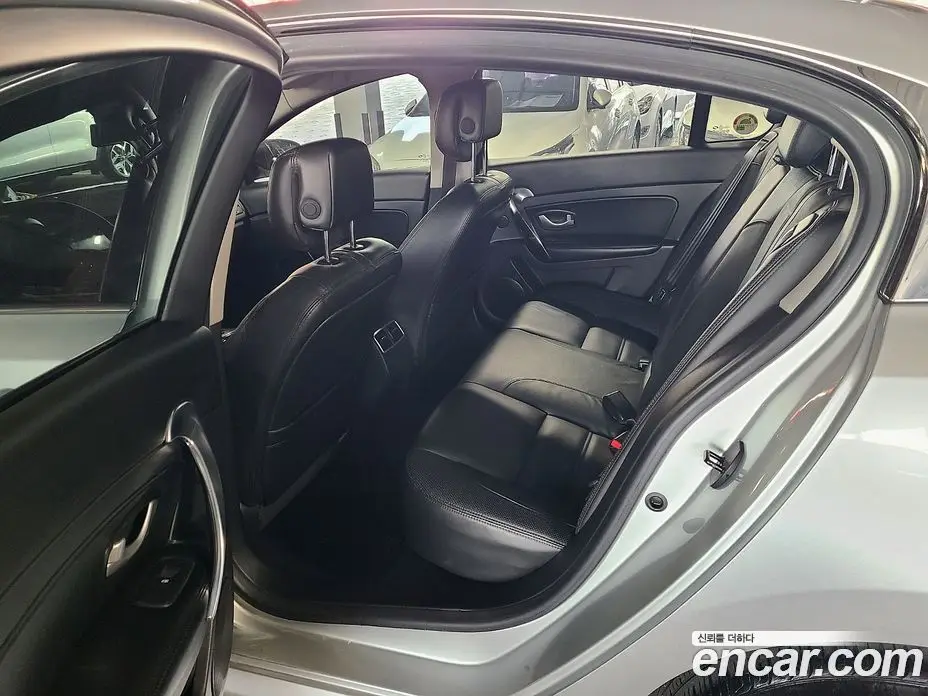 Renault (Samsung) SM5 2013 2.0 автомат (гидро), фото 15 Renault (Samsung) SM5 2013 2.0 автомат (гидро), фото 15