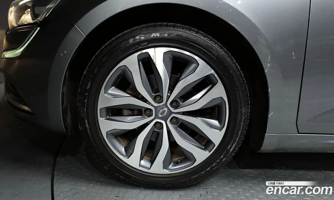 Renault (Samsung) SM6 2017 2.0 автомат (гидро), фото 5 Renault (Samsung) SM6 2017 2.0 автомат (гидро), фото 5