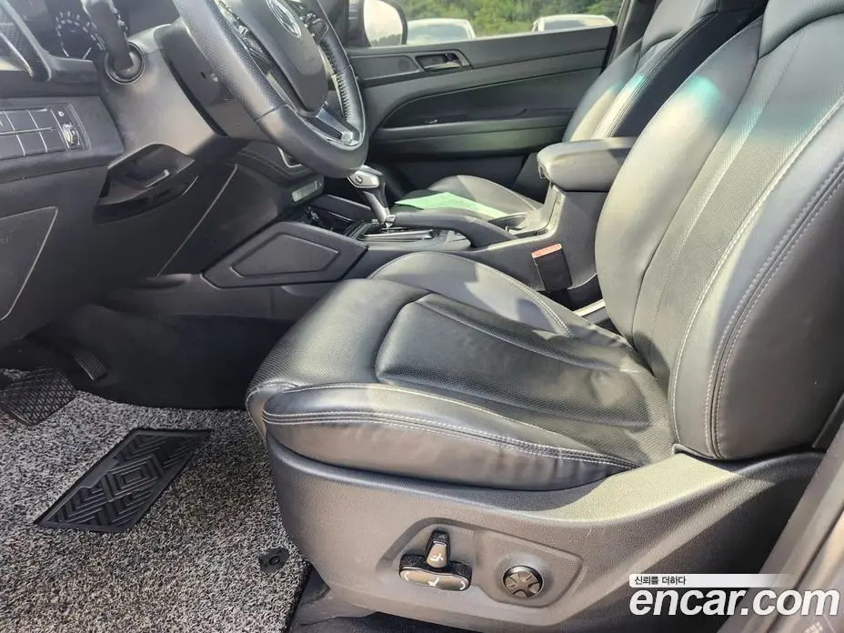 SsangYong Rexton 2020 2.2 автомат (гидро), фото 17