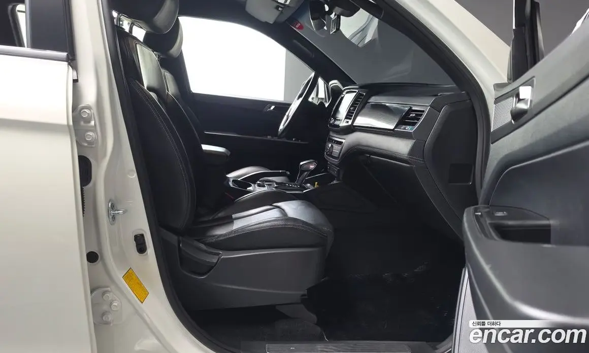 SsangYong Rexton 2022 2.2 автомат (гидро), фото 11 SsangYong Rexton 2022 2.2 автомат (гидро), фото 11
