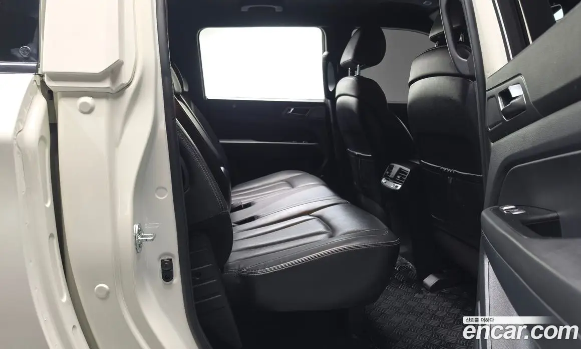 SsangYong Rexton 2022 2.2 автомат (гидро), фото 12 SsangYong Rexton 2022 2.2 автомат (гидро), фото 12