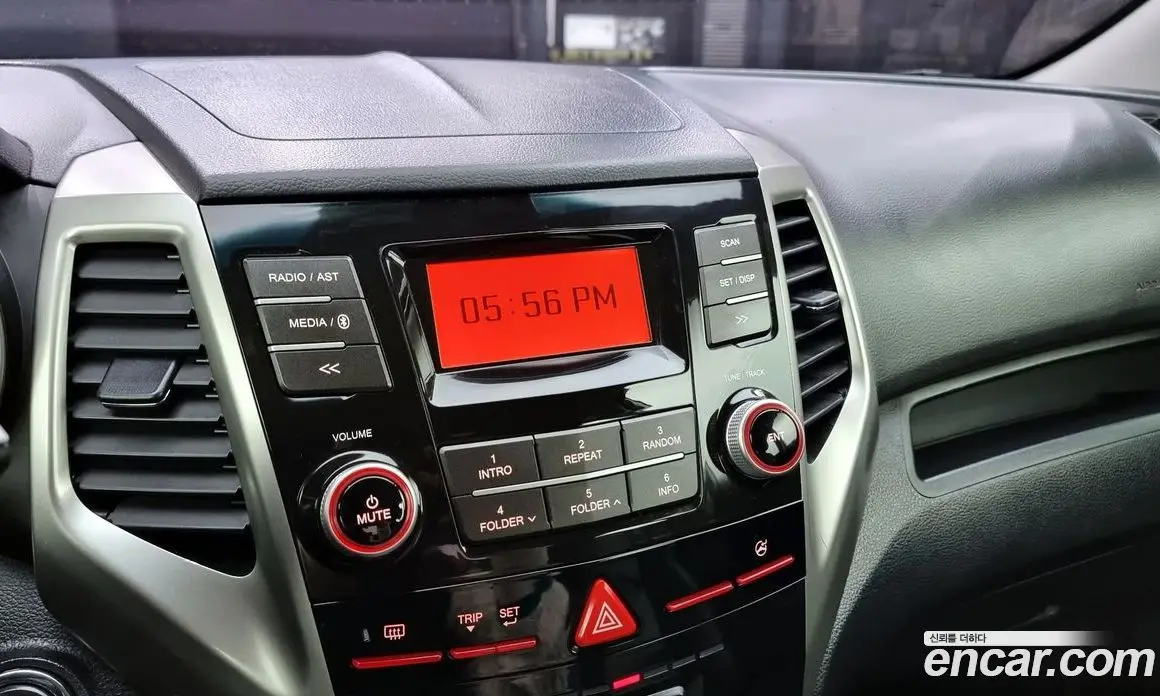 SsangYong TIBOLI 2016 1.6 автомат (гидро), фото 16