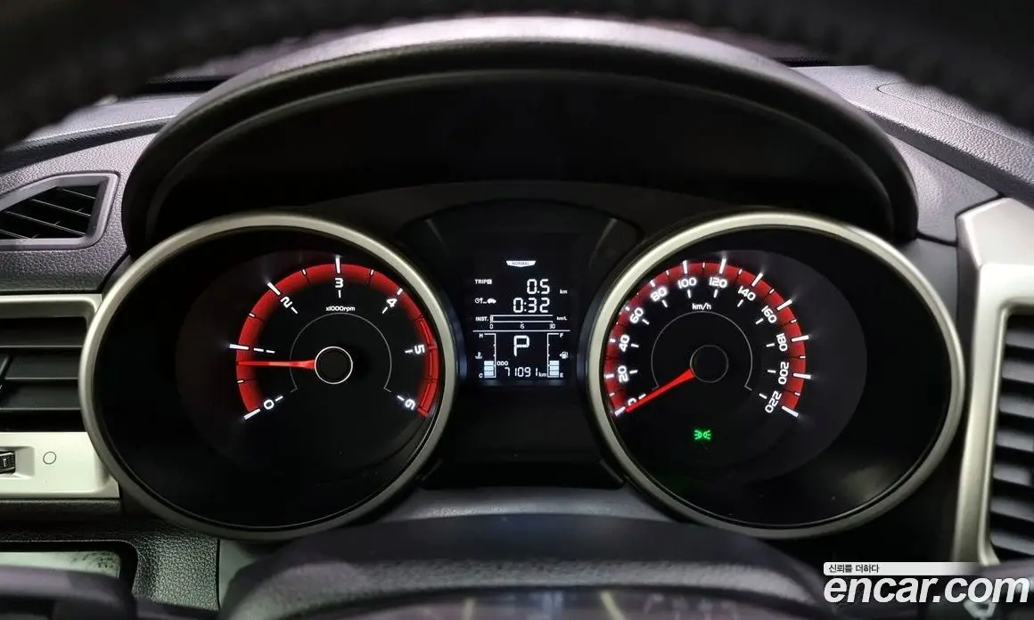 SsangYong TIBOLI 2016 1.6 автомат (гидро), фото 8