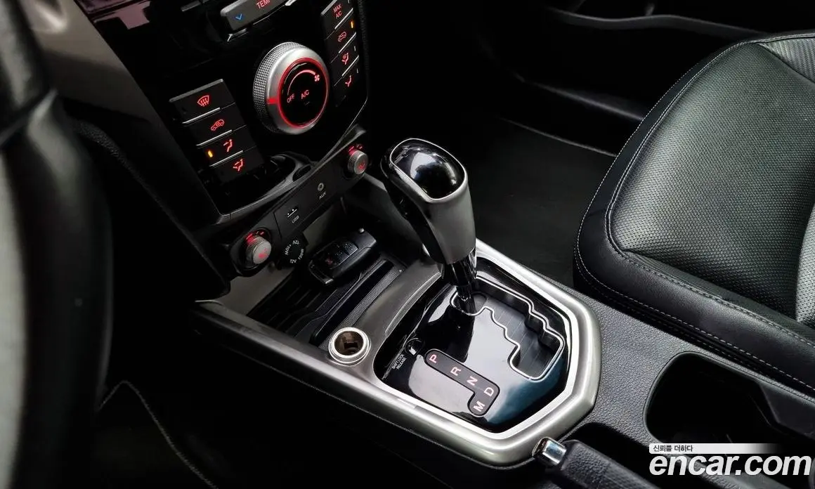 SsangYong TIBOLI 2016 1.6 автомат (гидро), фото 9