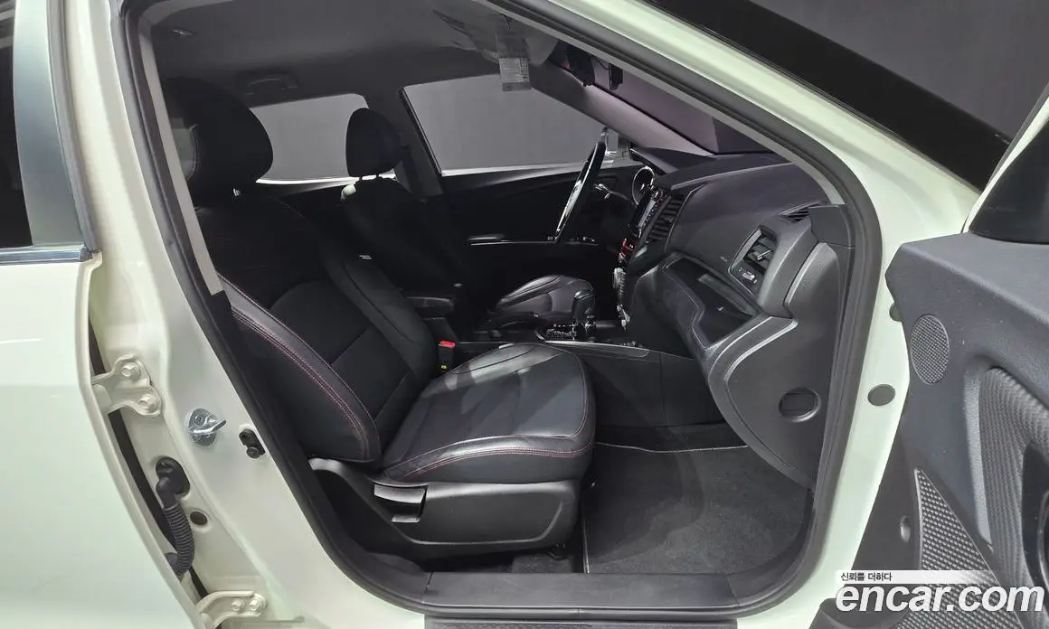SsangYong TIBOLI 2016 1.6 автомат (гидро), фото 11