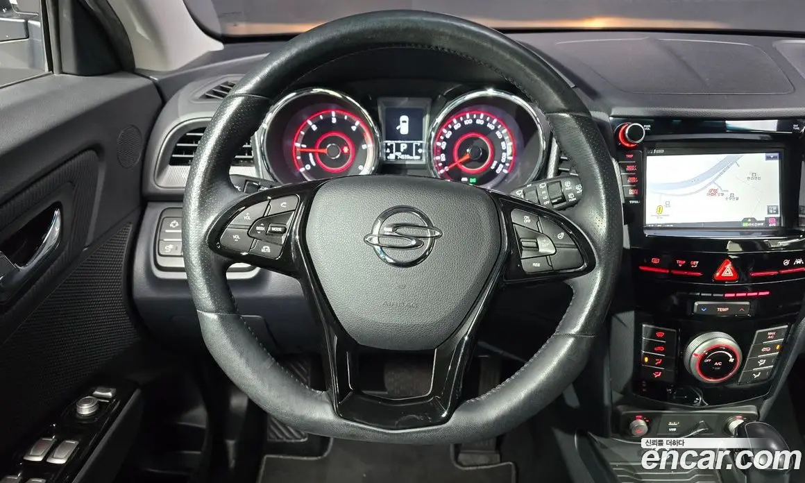 SsangYong TIBOLI 2016 1.6 автомат (гидро), фото 13