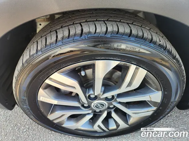SsangYong TIBOLI 2019 1.6 автомат (гидро), миниатюра 12