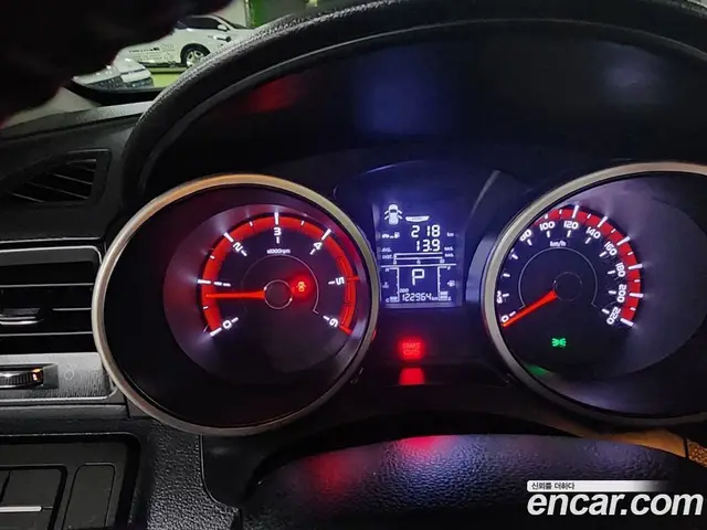 SsangYong TIBOLI 2019 1.6 автомат (гидро), миниатюра 11