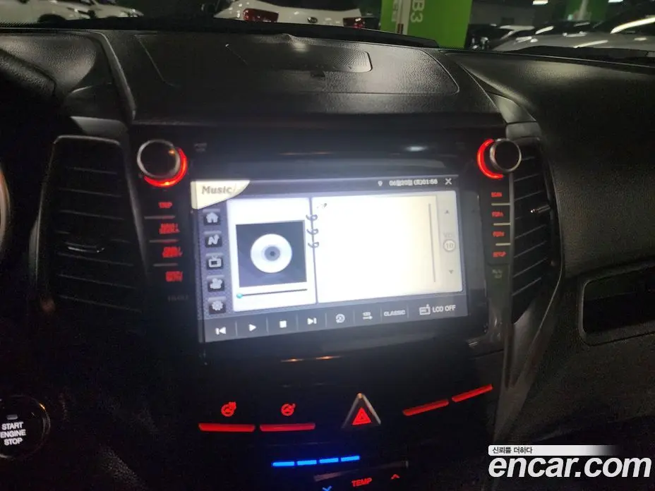 SsangYong TIBOLI 2019 1.6 автомат (гидро), фото 14