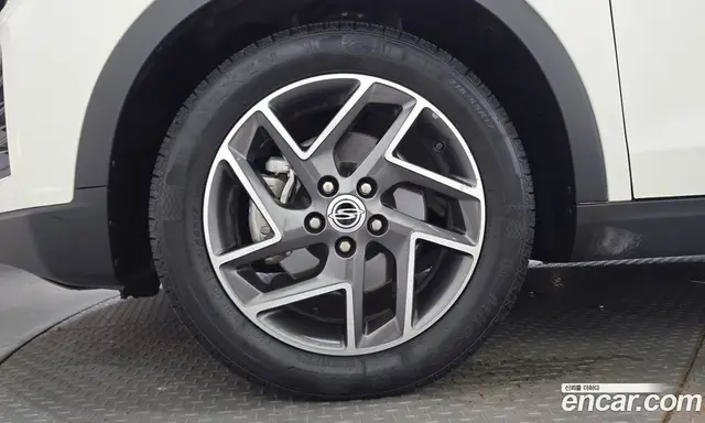 SsangYong TIBOLI 2023 1.5 автомат (гидро), миниатюра 5