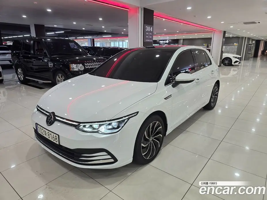 Volkswagen Golf 2023 2.0 автомат (гидро), фото 1 Volkswagen Golf 2023 2.0 автомат (гидро), фото 1