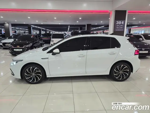 Volkswagen Golf 2023 2.0 автомат (гидро), миниатюра 3 Volkswagen Golf 2023 2.0 автомат (гидро), миниатюра 3