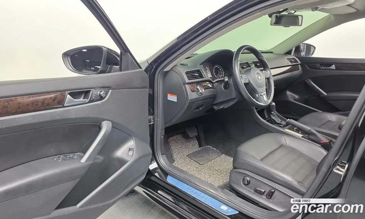 Volkswagen Passat 2015 1.8 автомат (гидро), фото 10