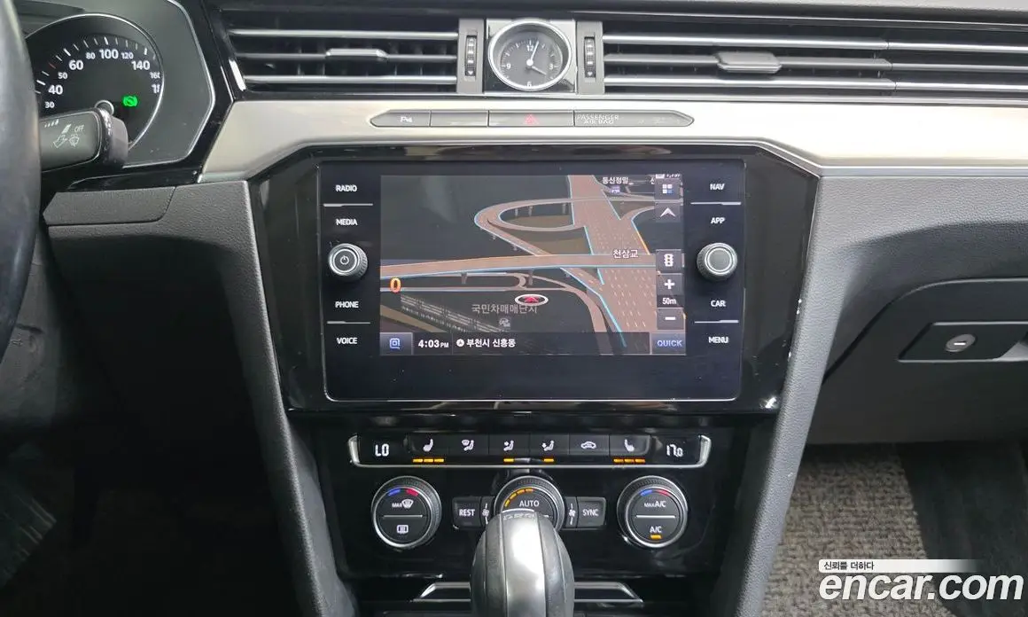 Volkswagen Passat 2018 2.0 автомат (гидро), фото 14