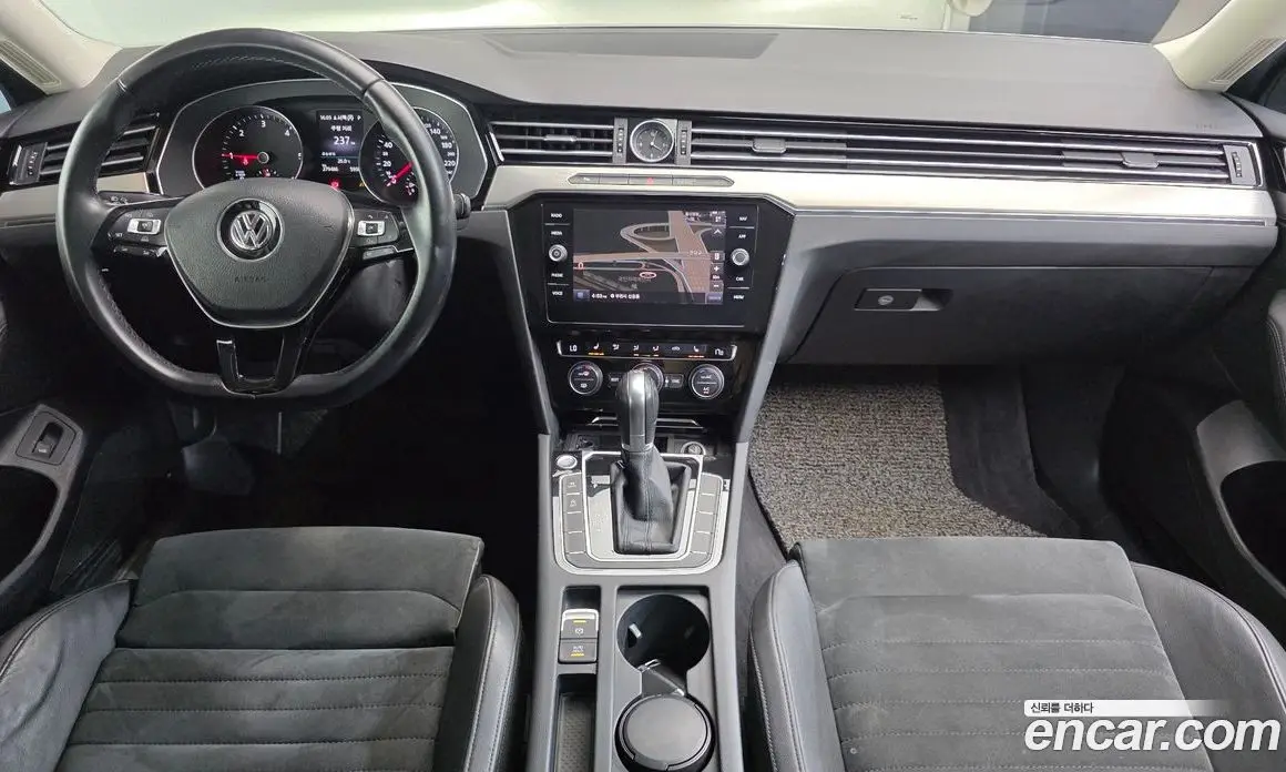 Volkswagen Passat 2018 2.0 автомат (гидро), фото 7