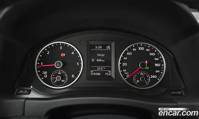 Volkswagen Tiguan 2015 2.0 автомат (гидро), миниатюра 8 Volkswagen Tiguan 2015 2.0 автомат (гидро), миниатюра 8