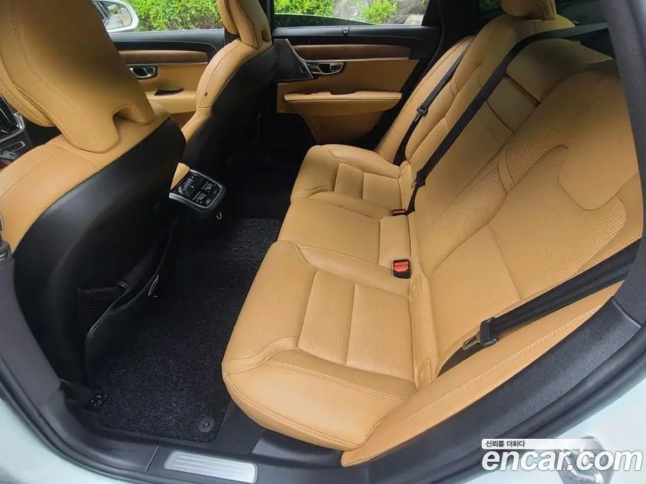 Volvo S90 2019 2.0 автомат (гидро), фото 11 Volvo S90 2019 2.0 автомат (гидро), фото 11