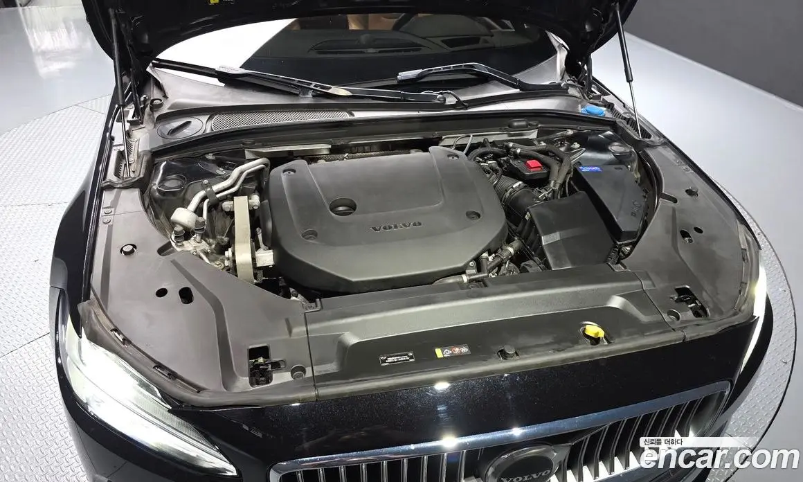 Volvo S90 2022 2.0 автомат (гидро), фото 6 Volvo S90 2022 2.0 автомат (гидро), фото 6