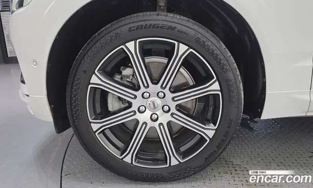 Volvo XC60 2018 2.0 автомат (гидро), миниатюра 5