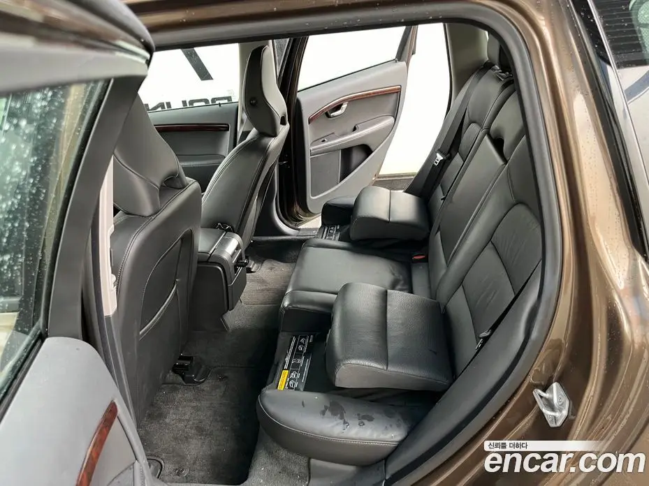Volvo XC70 2014 2.4 автомат (гидро), фото 11 Volvo XC70 2014 2.4 автомат (гидро), фото 11