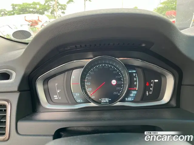 Volvo XC70 2014 2.4 автомат (гидро), миниатюра 8 Volvo XC70 2014 2.4 автомат (гидро), миниатюра 8