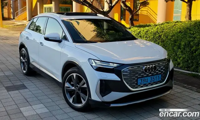 Audi Q4 e-tron, 2022, 25 000 км