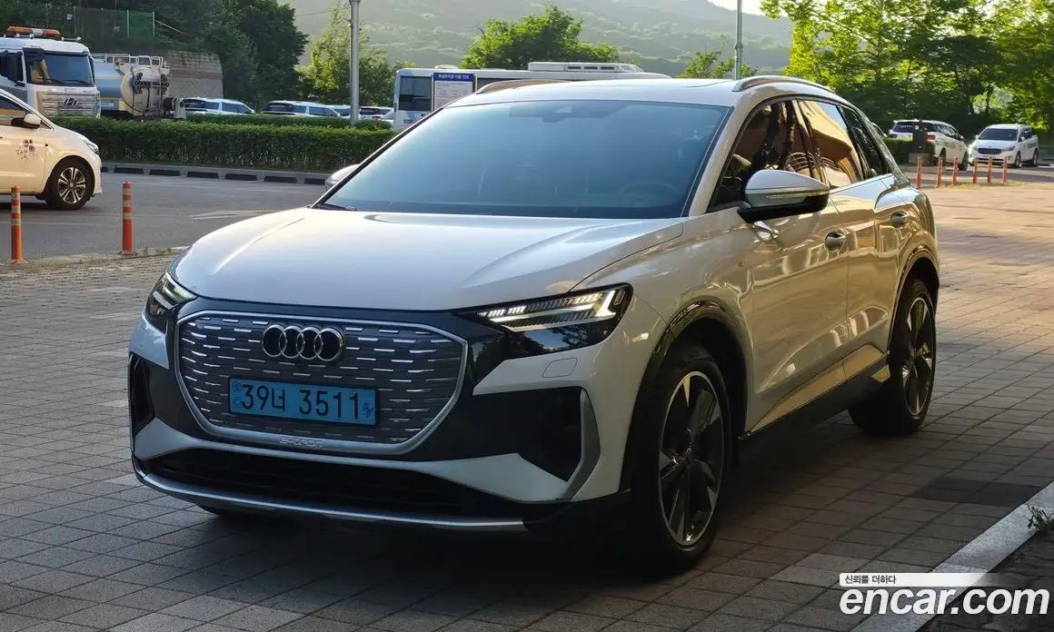 Audi Q4 e-tron 2022 1.0 автомат (гидро), фото 3 Audi Q4 e-tron 2022 1.0 автомат (гидро), фото 3