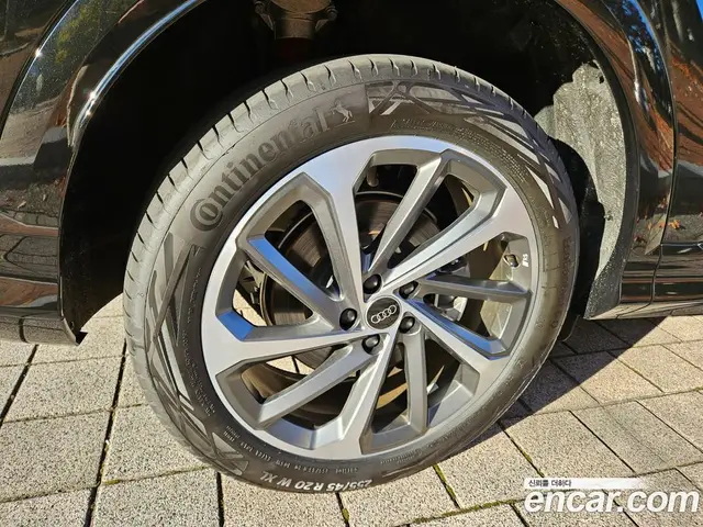 Audi Q5 2025 2.0 автомат (гидро), миниатюра 5 Audi Q5 2025 2.0 автомат (гидро), миниатюра 5