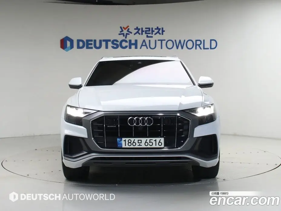 Audi Q8 2021 3.0 автомат (гидро), фото 3 Audi Q8 2021 3.0 автомат (гидро), фото 3