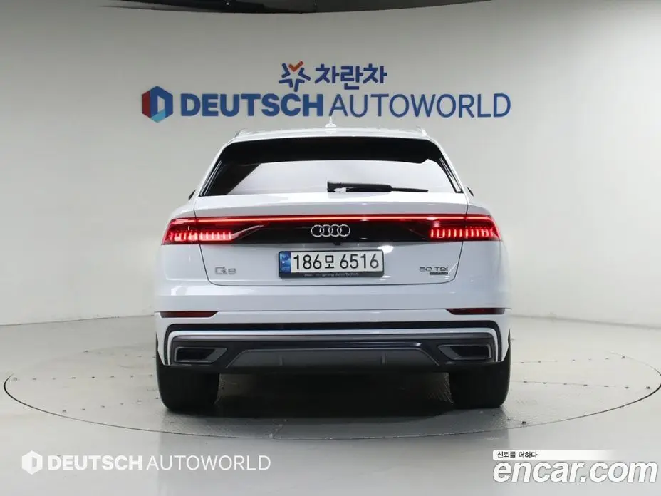 Audi Q8 2021 3.0 автомат (гидро), фото 4 Audi Q8 2021 3.0 автомат (гидро), фото 4
