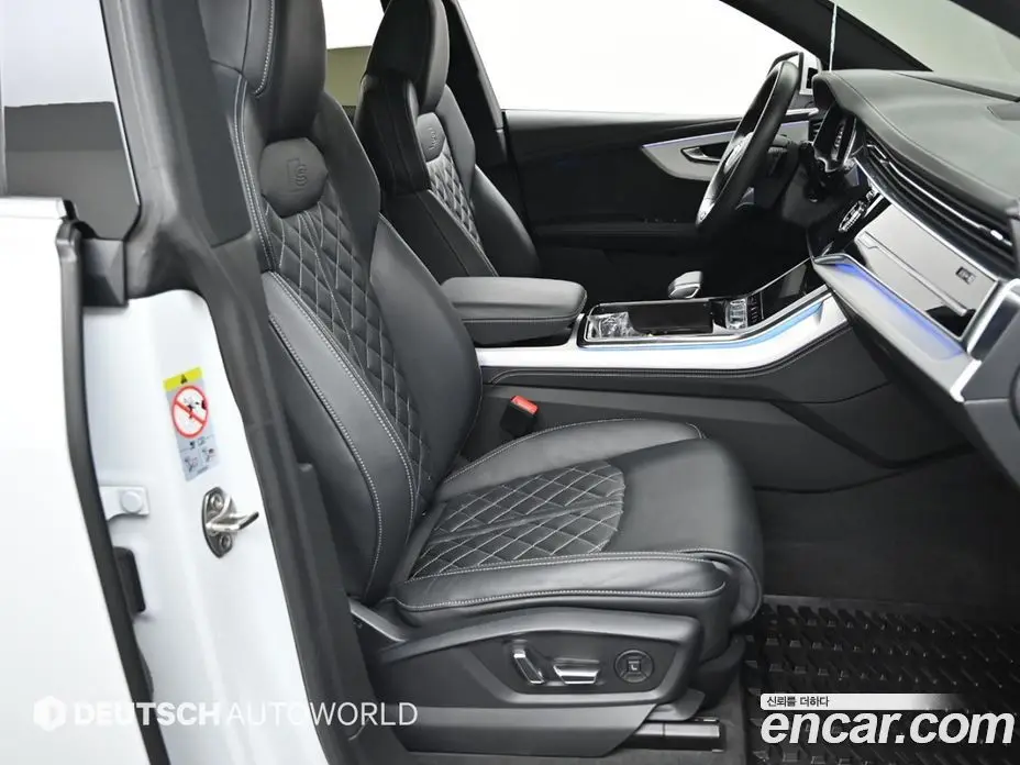 Audi Q8 2021 3.0 автомат (гидро), фото 10 Audi Q8 2021 3.0 автомат (гидро), фото 10