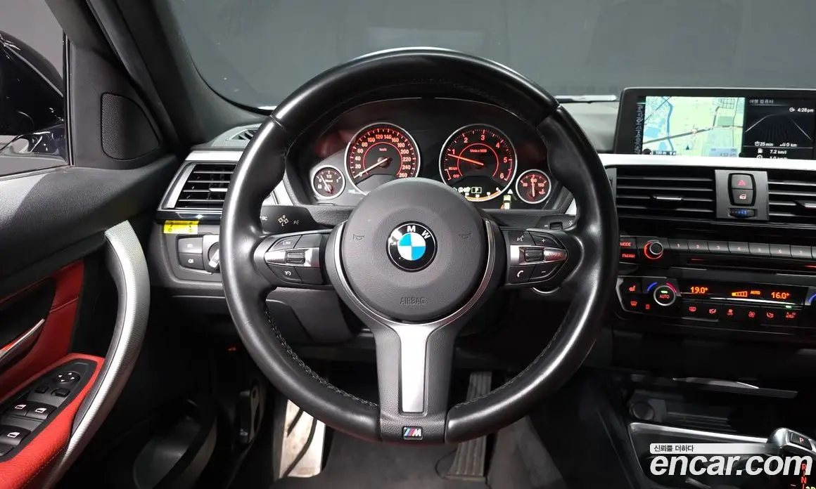 BMW 3 серия 2015 2.0 автомат (гидро), фото 13