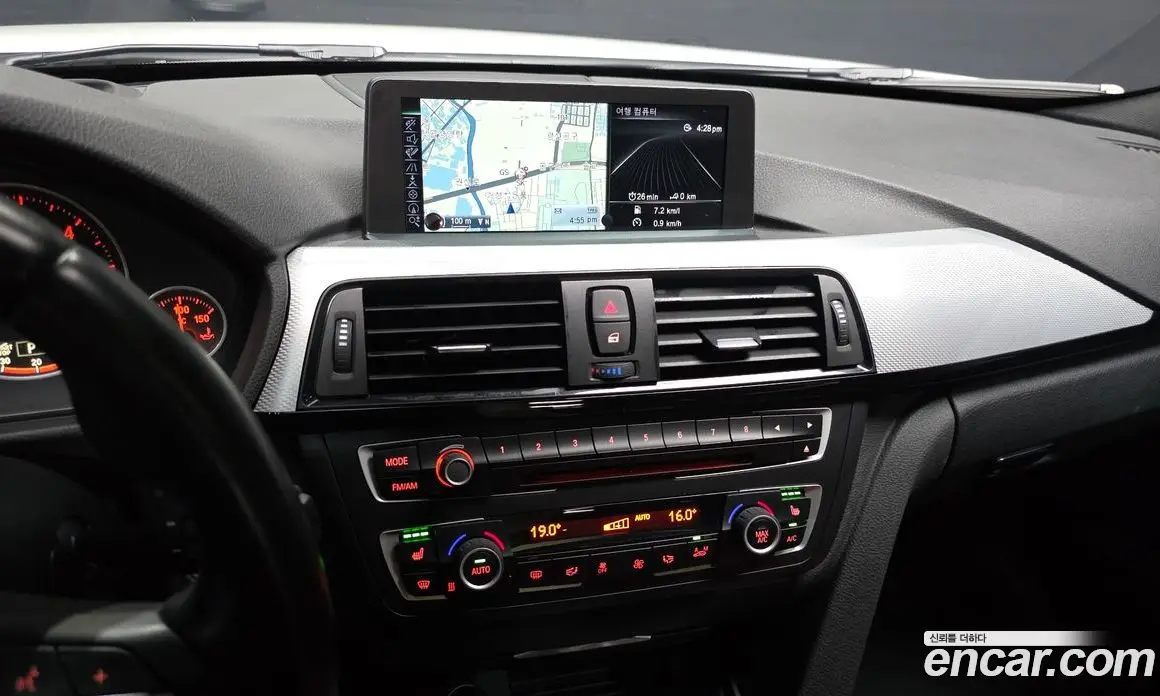 BMW 3 серия 2015 2.0 автомат (гидро), фото 14