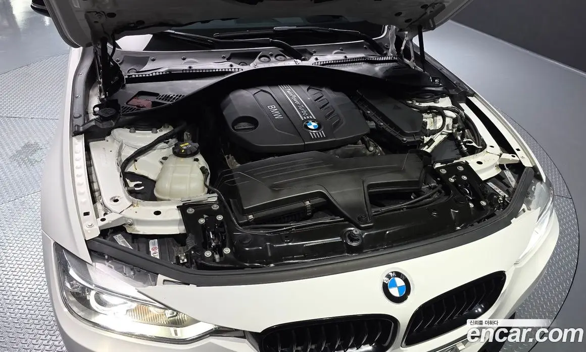 BMW 3 серия 2015 2.0 автомат (гидро), фото 6