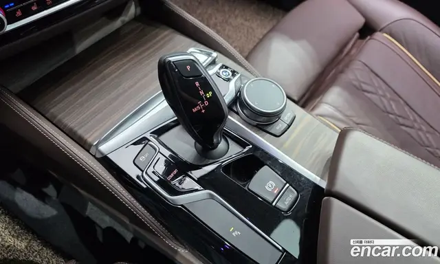 BMW 5 серия 2020 2.0 автомат (гидро), миниатюра 9 BMW 5 серия 2020 2.0 автомат (гидро), миниатюра 9