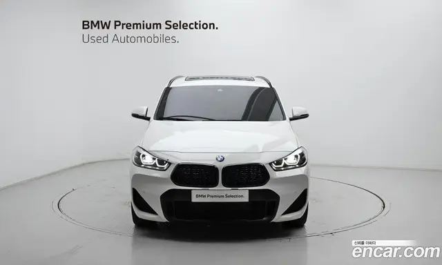 BMW X2 2022 2.0 автомат (гидро), миниатюра 3