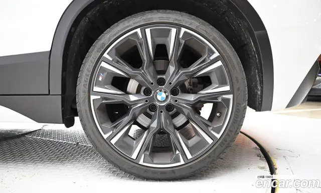 BMW X2 2022 2.0 автомат (гидро), миниатюра 5