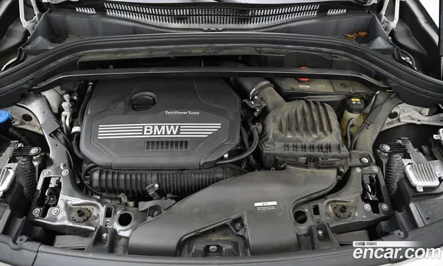 BMW X2 2022 2.0 автомат (гидро), миниатюра 6