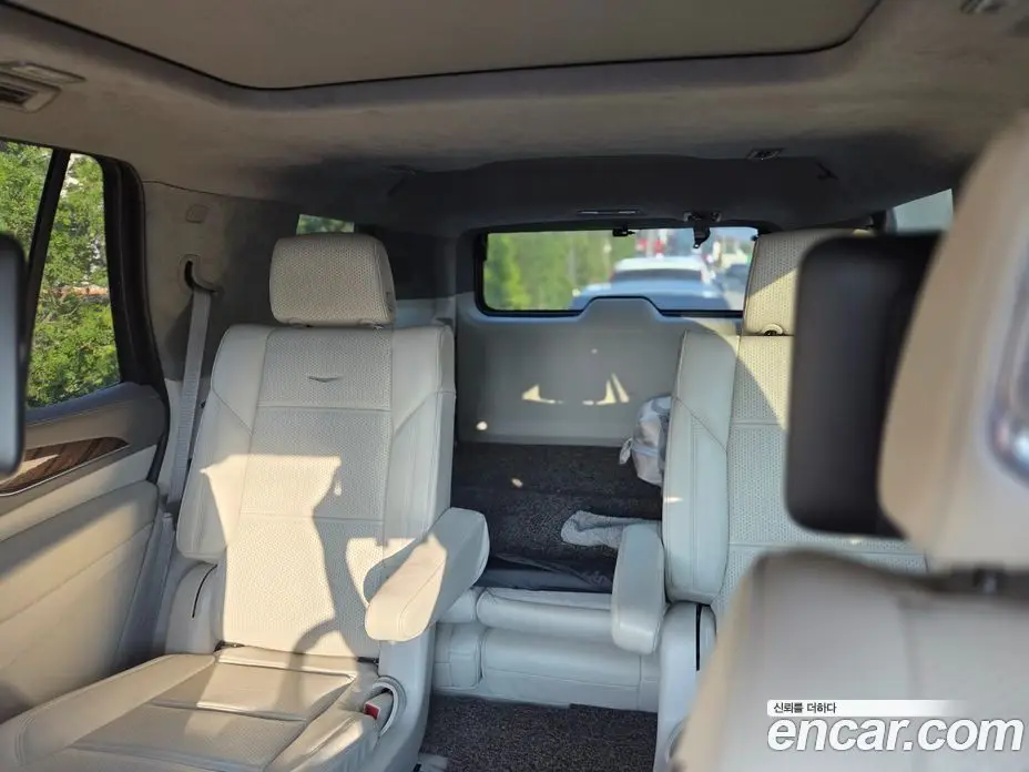 Cadillac Escalade 2022 6.2 автомат (гидро), фото 14 Cadillac Escalade 2022 6.2 автомат (гидро), фото 14