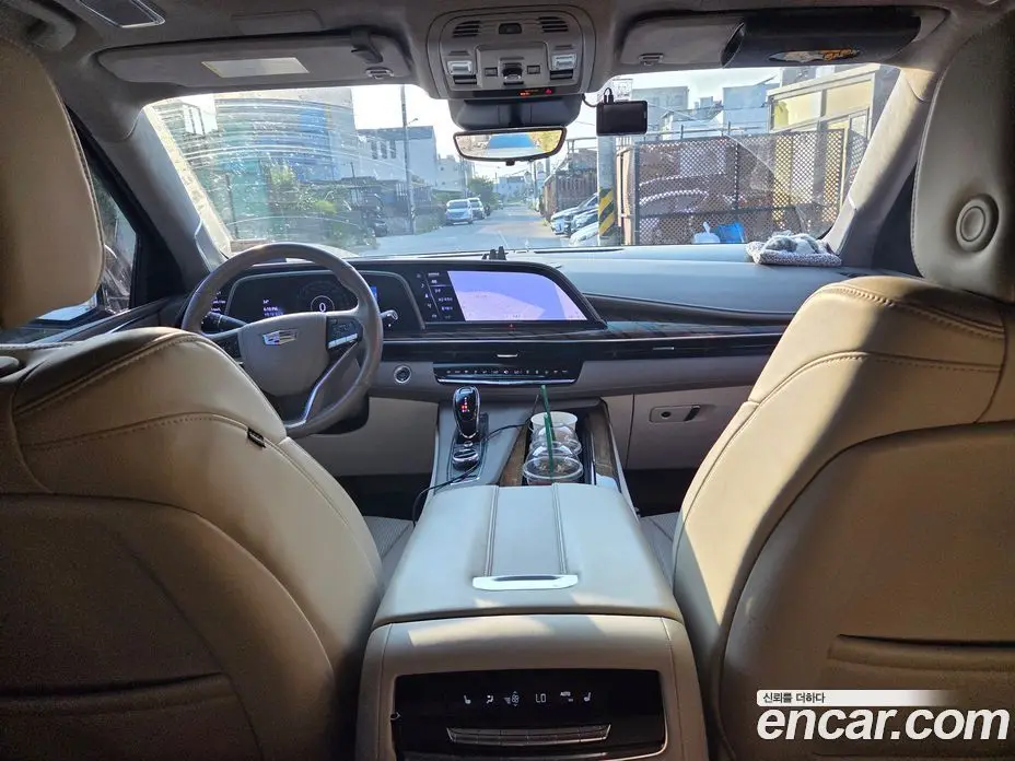Cadillac Escalade 2022 6.2 автомат (гидро), фото 9 Cadillac Escalade 2022 6.2 автомат (гидро), фото 9