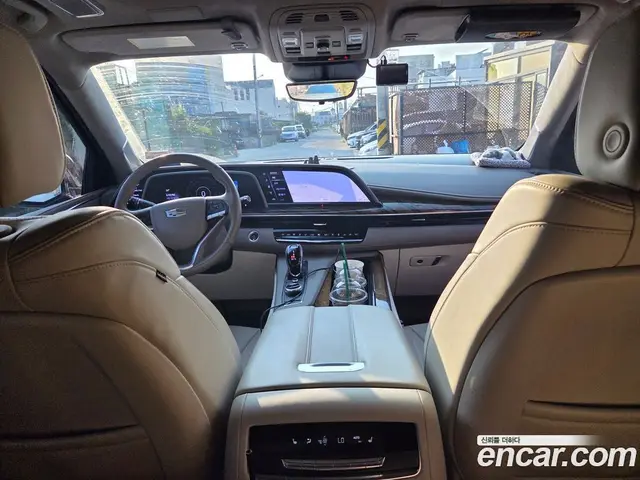 Cadillac Escalade 2022 6.2 автомат (гидро), миниатюра 9 Cadillac Escalade 2022 6.2 автомат (гидро), миниатюра 9