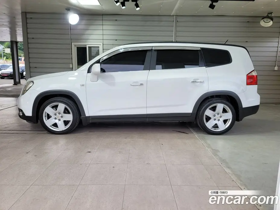 Chevrolet Orlando 2011 2.0 автомат (гидро), фото 19