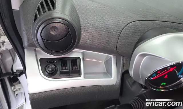 Chevrolet Spark 2014 1.0 автомат (гидро), миниатюра 10