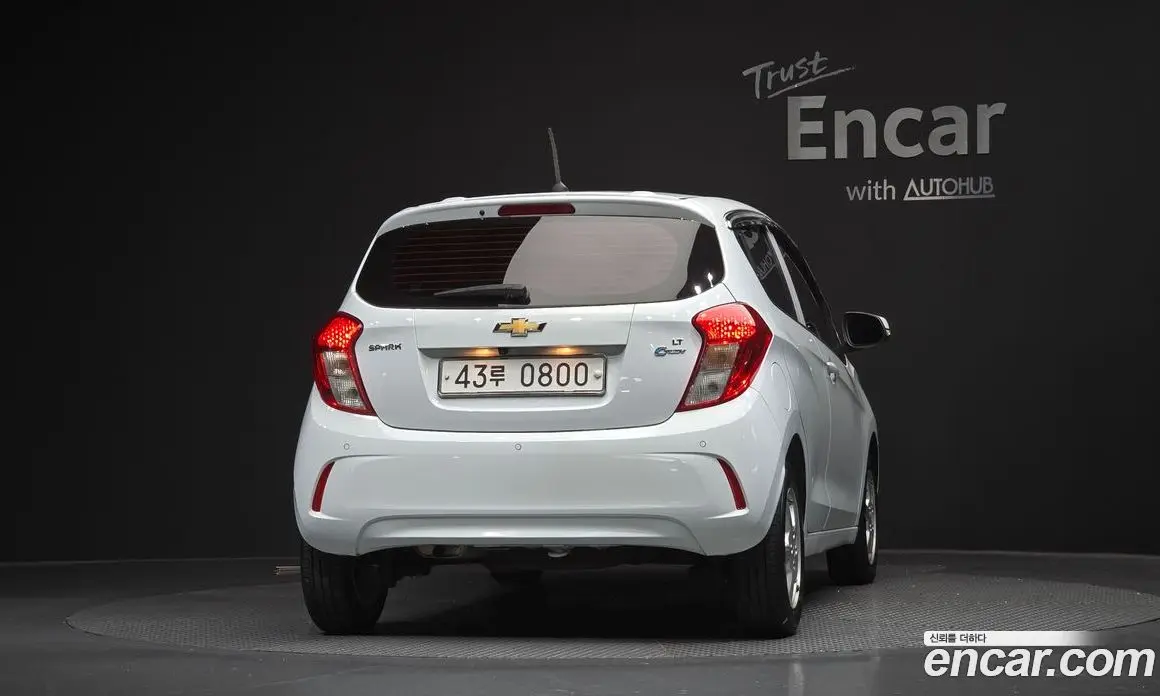 Chevrolet Spark 2016 1.0 автомат (гидро), фото 4 Chevrolet Spark 2016 1.0 автомат (гидро), фото 4