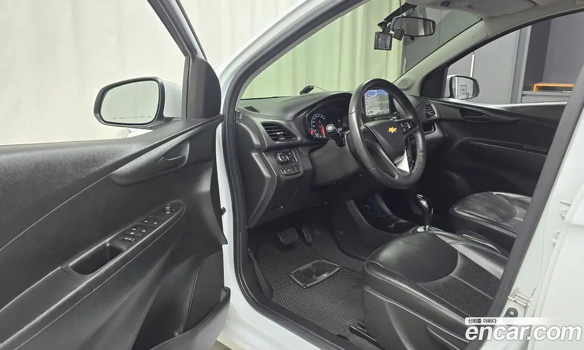 Chevrolet Spark 2016 1.0 автомат (гидро), фото 10 Chevrolet Spark 2016 1.0 автомат (гидро), фото 10
