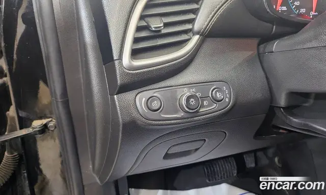 Chevrolet Trax 2020 1.4 автомат (гидро), миниатюра 10