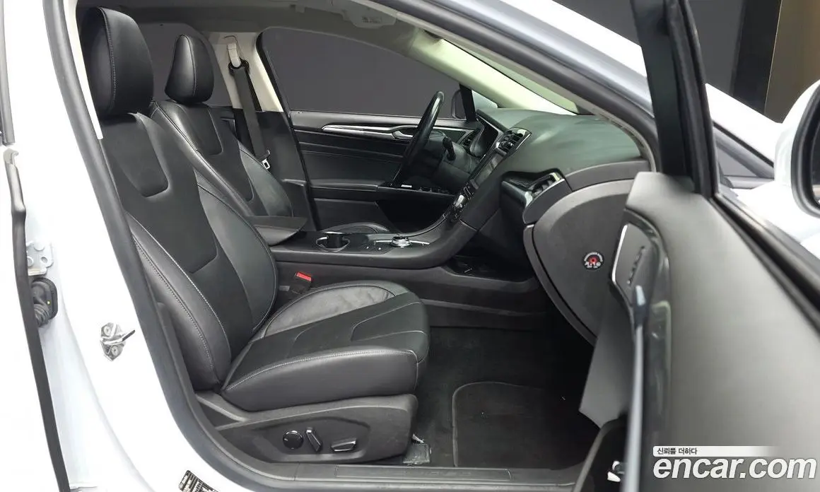 Ford Mondeo 2020 2.0 автомат (гидро), фото 11